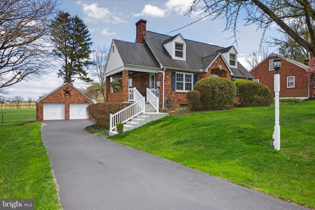 575 CHURCH ST, Landisville, PA 17538