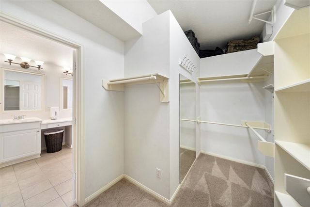 158 N Whistlers Bend Circle, The Woodlands, TX 77384