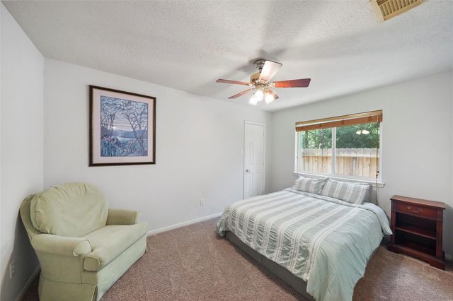 158 N Whistlers Bend Circle, The Woodlands, TX 77384