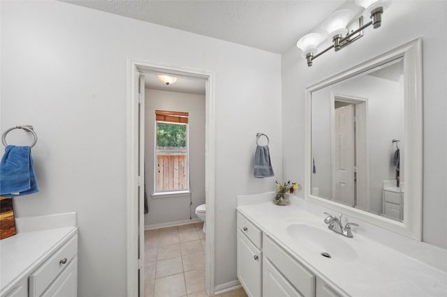 158 N Whistlers Bend Circle, The Woodlands, TX 77384