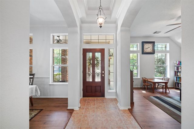 158 N Whistlers Bend Circle, The Woodlands, TX 77384