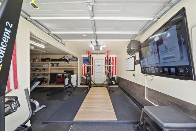 158 N Whistlers Bend Circle, The Woodlands, TX 77384