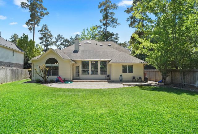 158 N Whistlers Bend Circle, The Woodlands, TX 77384