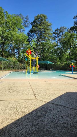 158 N Whistlers Bend Circle, The Woodlands, TX 77384