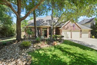 158 N Whistlers Bend Circle, The Woodlands, TX 77384
