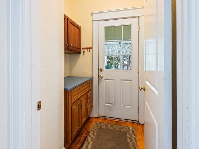 371 Chandler St 2, Worcester, MA 01602