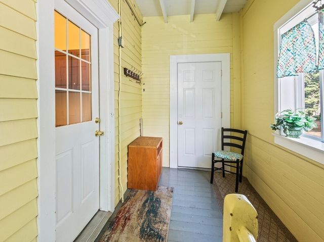 371 Chandler St 2, Worcester, MA 01602