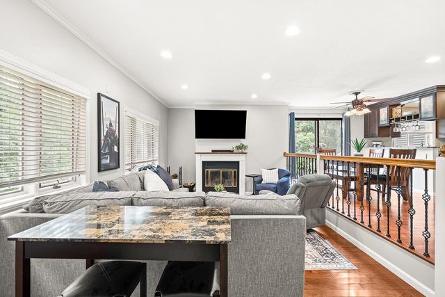 41 Aster Court, Nashua, NH 03062