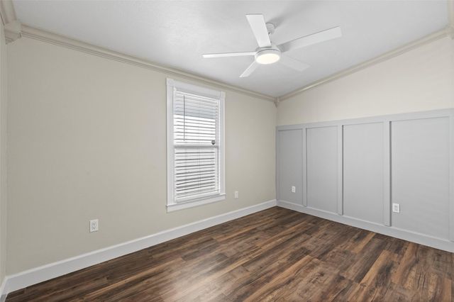 901 Melbourne Street, Houston, TX 77022