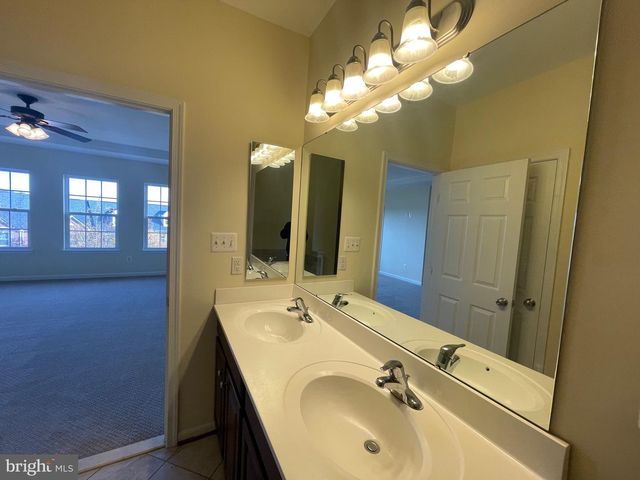 2707 SHEFFIELD HILL WAY, Woodbridge, VA 22191