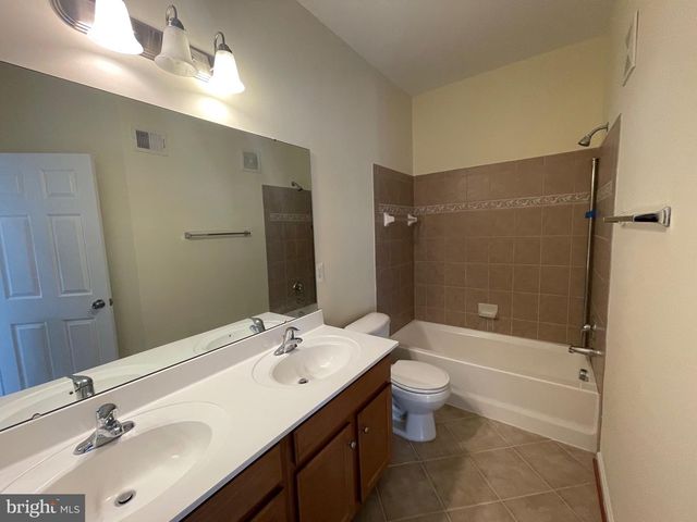 2707 SHEFFIELD HILL WAY, Woodbridge, VA 22191