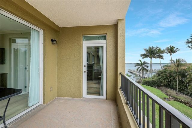 2825 Palm Beach BLVD 316, Fort Myers, FL 33916