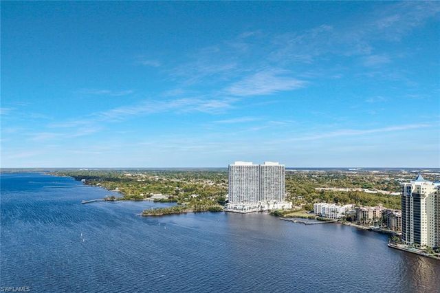 2825 Palm Beach BLVD 316, Fort Myers, FL 33916