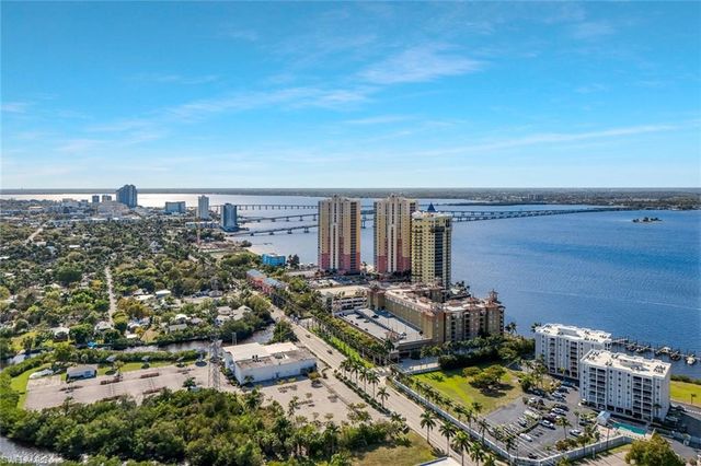 2825 Palm Beach BLVD 316, Fort Myers, FL 33916