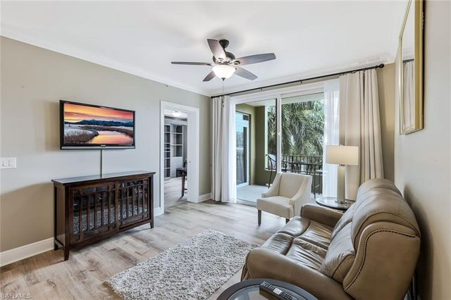 2825 Palm Beach BLVD 316, Fort Myers, FL 33916