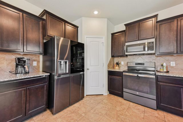 5302 Cicero DR, Belton, TX 76513