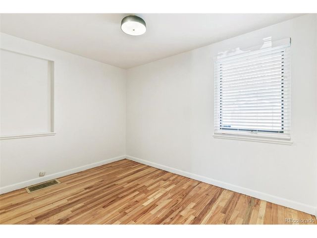1440 S Bellaire St, Denver, CO 80222