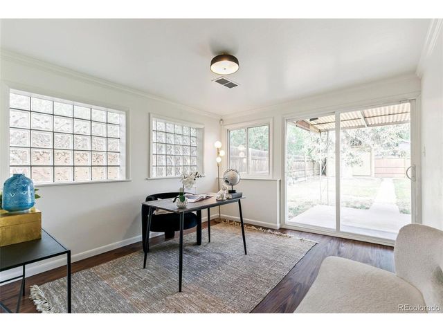 1440 S Bellaire St, Denver, CO 80222