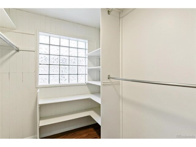 1440 S Bellaire St, Denver, CO 80222