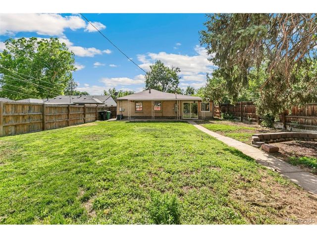 1440 S Bellaire St, Denver, CO 80222