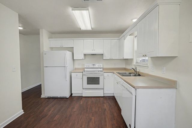 1507 Waxman Dr, La Vergne, TN 37086