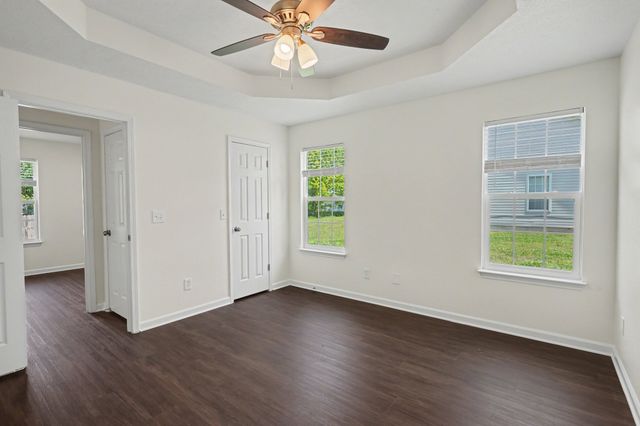 1507 Waxman Dr, La Vergne, TN 37086