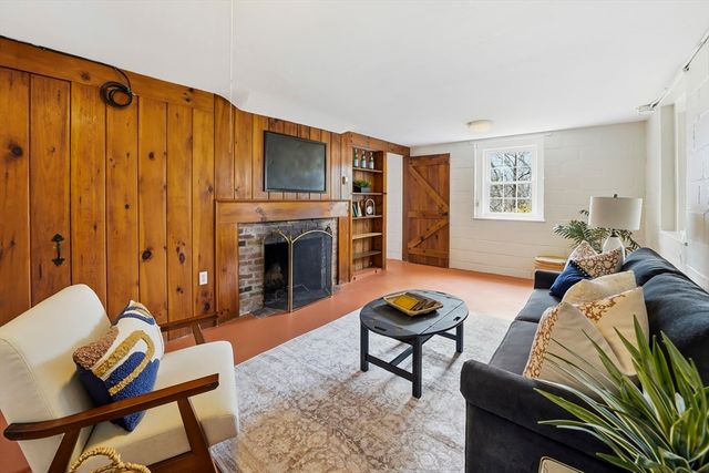 26 Wachusett Drive, Lexington, MA 02421