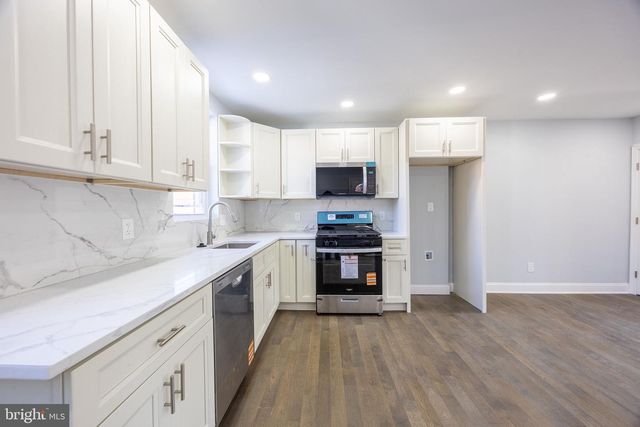 905 E MCPHERSON ST, Philadelphia, PA 19150