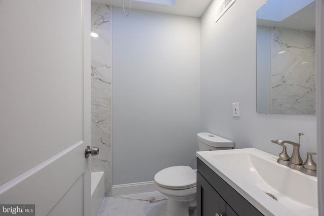 905 E MCPHERSON ST, Philadelphia, PA 19150