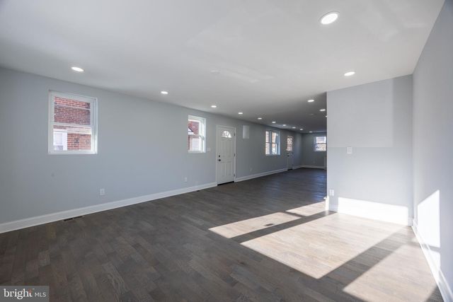 905 E MCPHERSON ST, Philadelphia, PA 19150