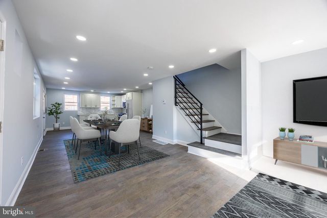 905 E MCPHERSON ST, Philadelphia, PA 19150