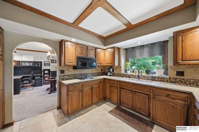 1001 Twin Ridge Road, Lincoln, NE 68510