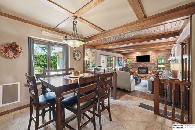 1001 Twin Ridge Road, Lincoln, NE 68510