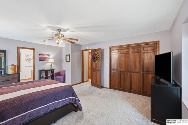 1001 Twin Ridge Road, Lincoln, NE 68510