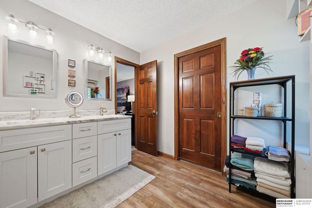 1001 Twin Ridge Road, Lincoln, NE 68510