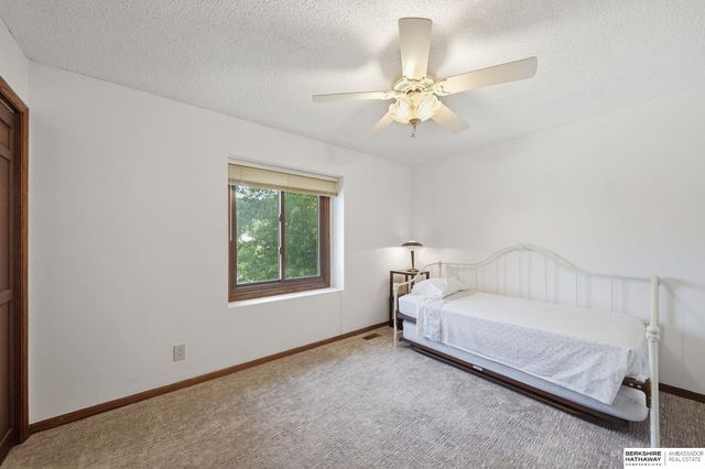 1001 Twin Ridge Road, Lincoln, NE 68510