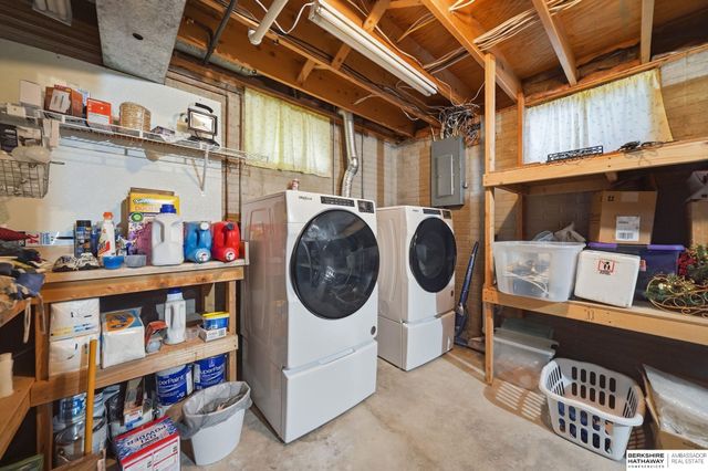 1001 Twin Ridge Road, Lincoln, NE 68510