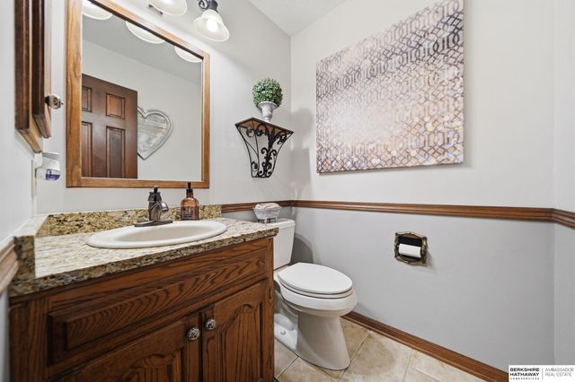 1001 Twin Ridge Road, Lincoln, NE 68510