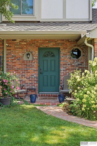 1001 Twin Ridge Road, Lincoln, NE 68510