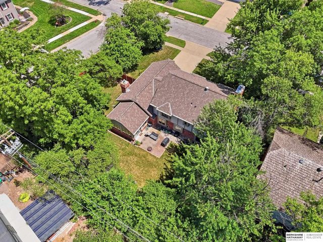 1001 Twin Ridge Road, Lincoln, NE 68510
