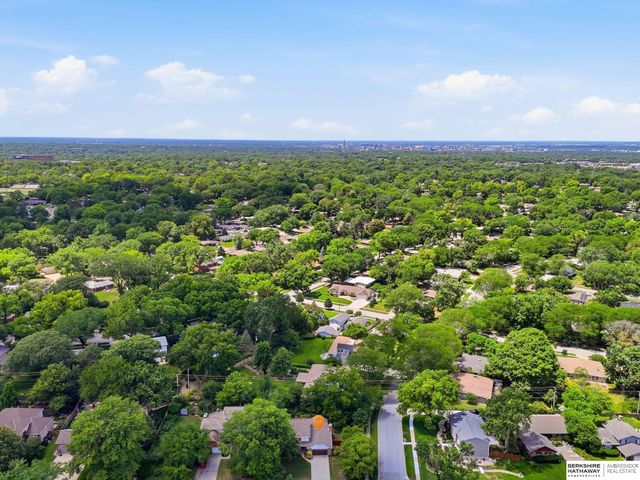1001 Twin Ridge Road, Lincoln, NE 68510