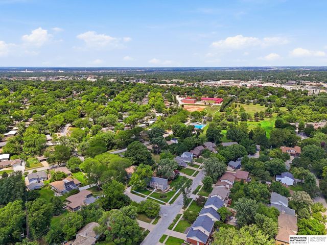 1001 Twin Ridge Road, Lincoln, NE 68510