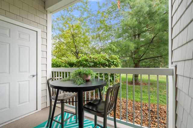 132 Clocktower Drive 113, Waltham, MA 02452