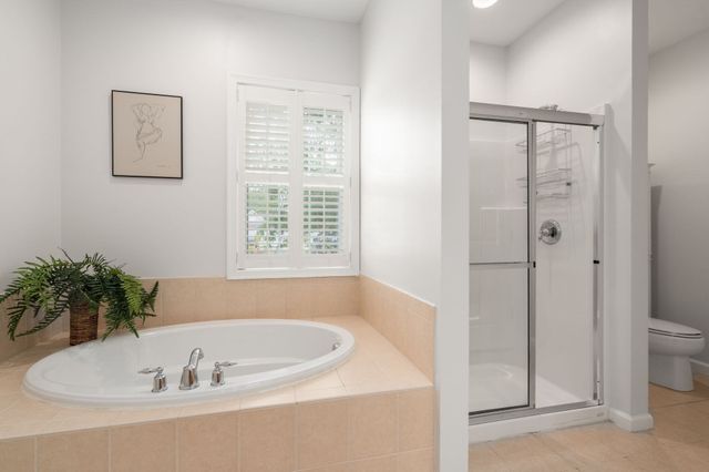 132 Clocktower Drive 113, Waltham, MA 02452
