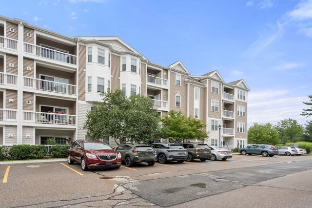 132 Clocktower Drive 113, Waltham, MA 02452