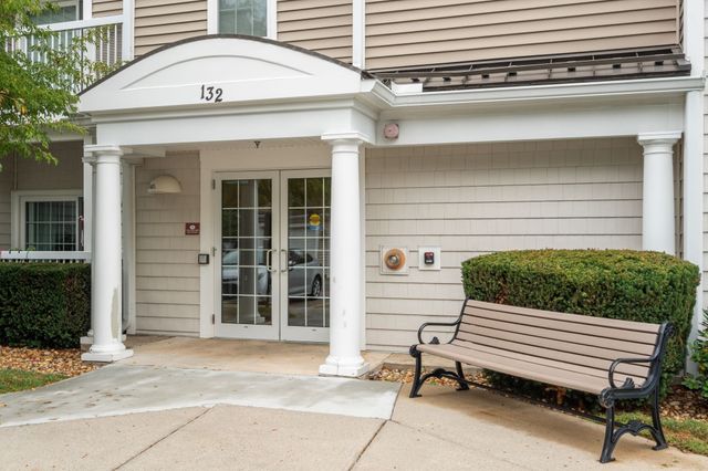 132 Clocktower Drive 113, Waltham, MA 02452