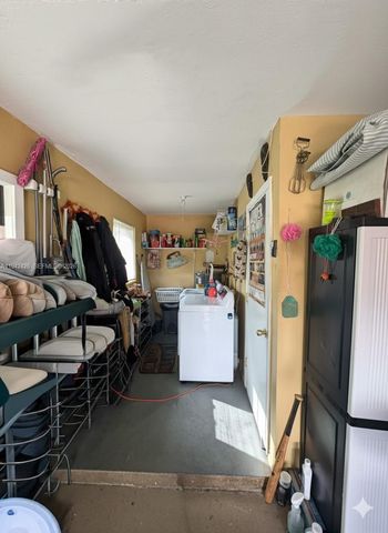 4701 NW 44th St, Tamarac, FL 33319