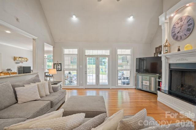 137 Natures Trail, Statesville, NC 28625