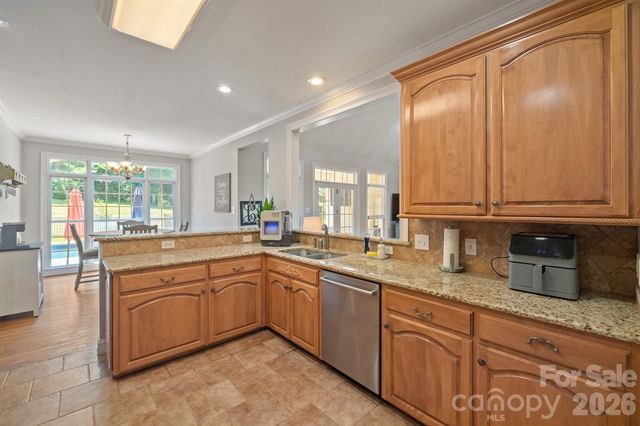 137 Natures Trail, Statesville, NC 28625