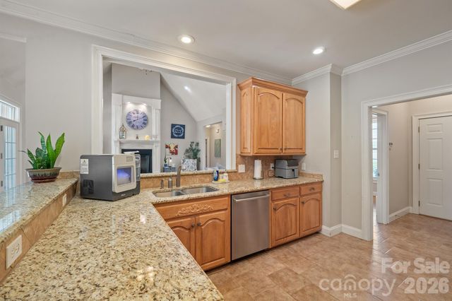 137 Natures Trail, Statesville, NC 28625